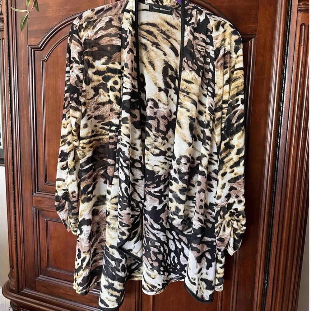 Travel Elements Animal Print Cardigan
